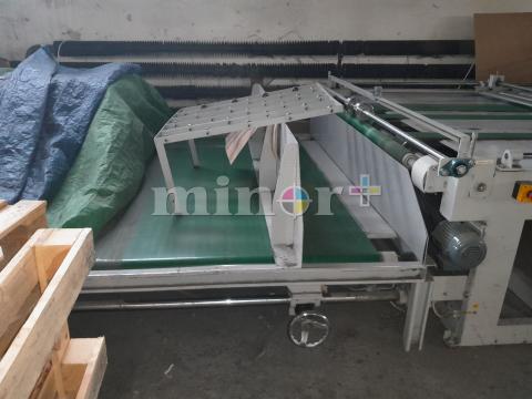 RG-30 használt félautomata ragasztógép RG-30 használt félautomata ragasztógép