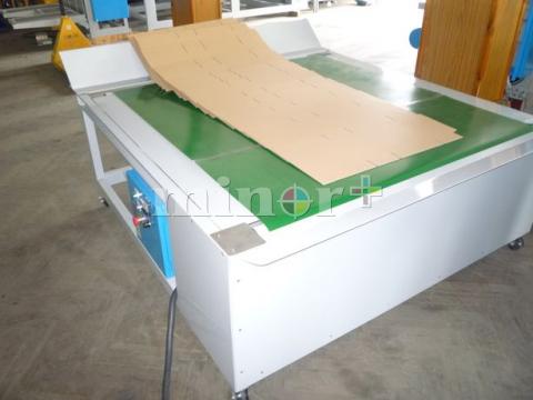 Conveyor 1400